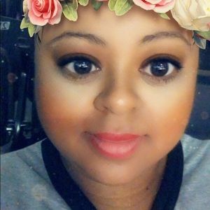 Meet your Posher, Latoya